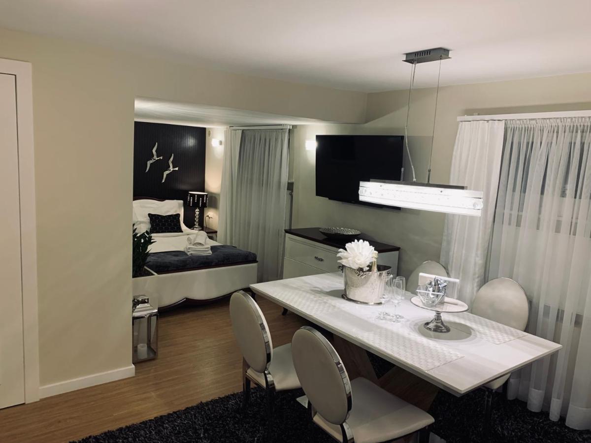 Apartament Z Prywatnym, Krytym Basenem *