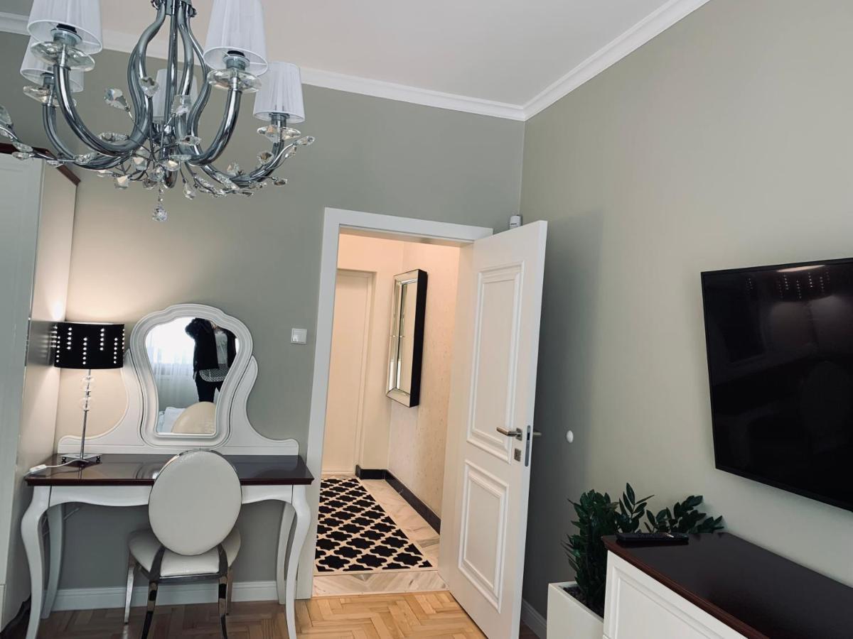 Apartament Z Prywatnym, Krytym Basenem Apartment *