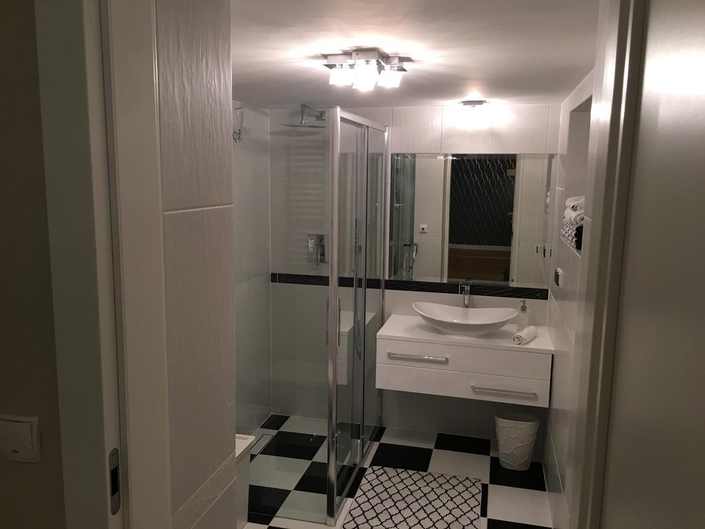 Apartament Z Prywatnym, Krytym Basenem *