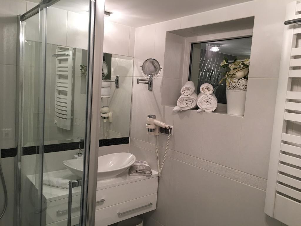 Apartament Z Prywatnym, Krytym Basenem Apartment *
