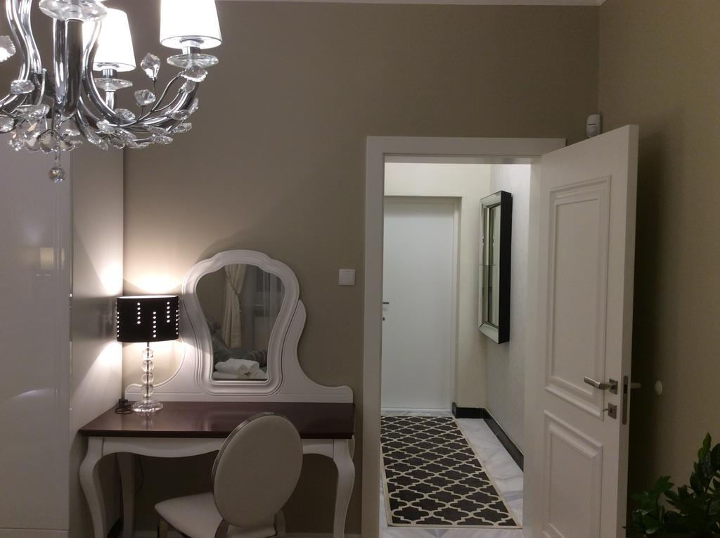 Apartment Apartament Z Prywatnym, Krytym Basenem